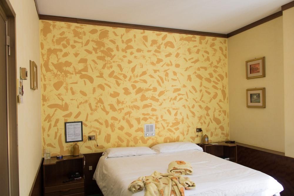 Residence Loreto Milano Ngoại thất bức ảnh