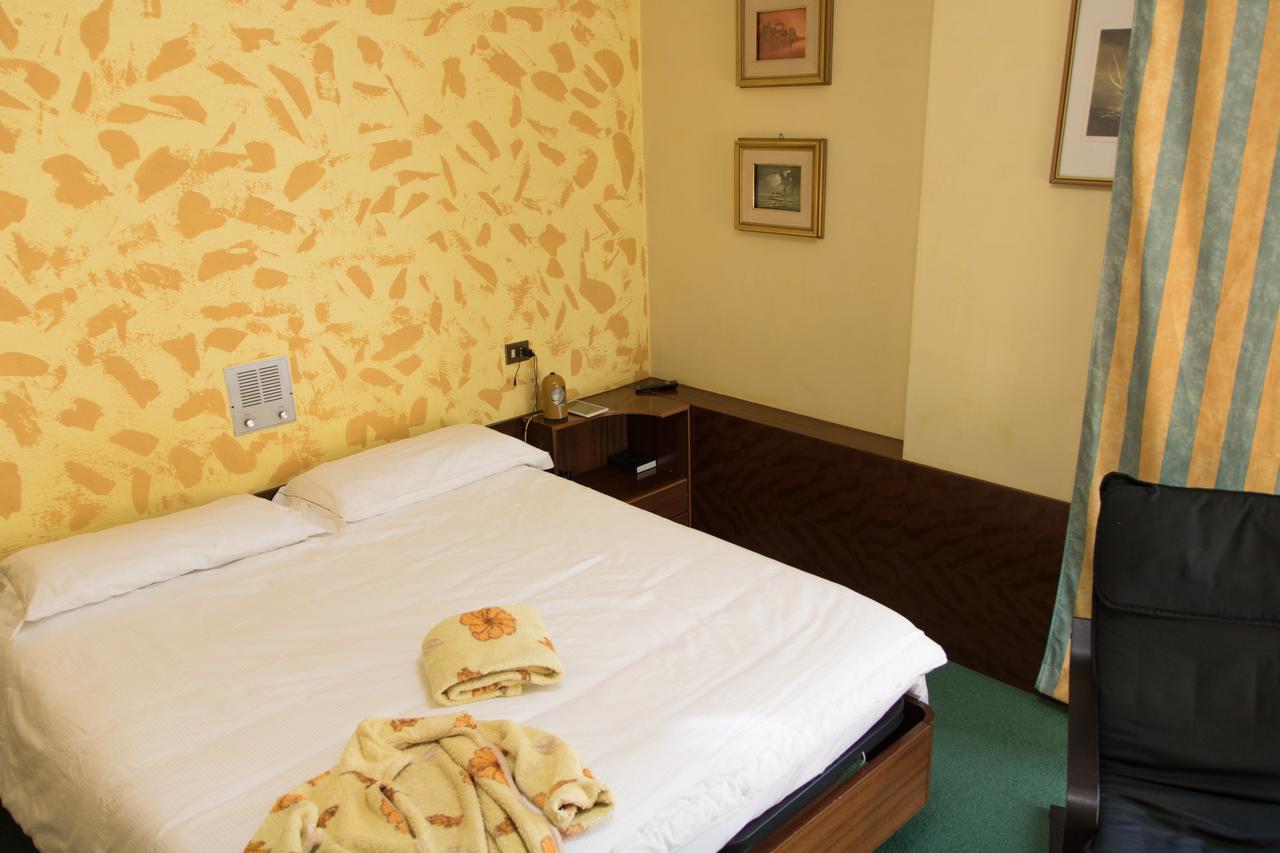 Residence Loreto Milano Ngoại thất bức ảnh