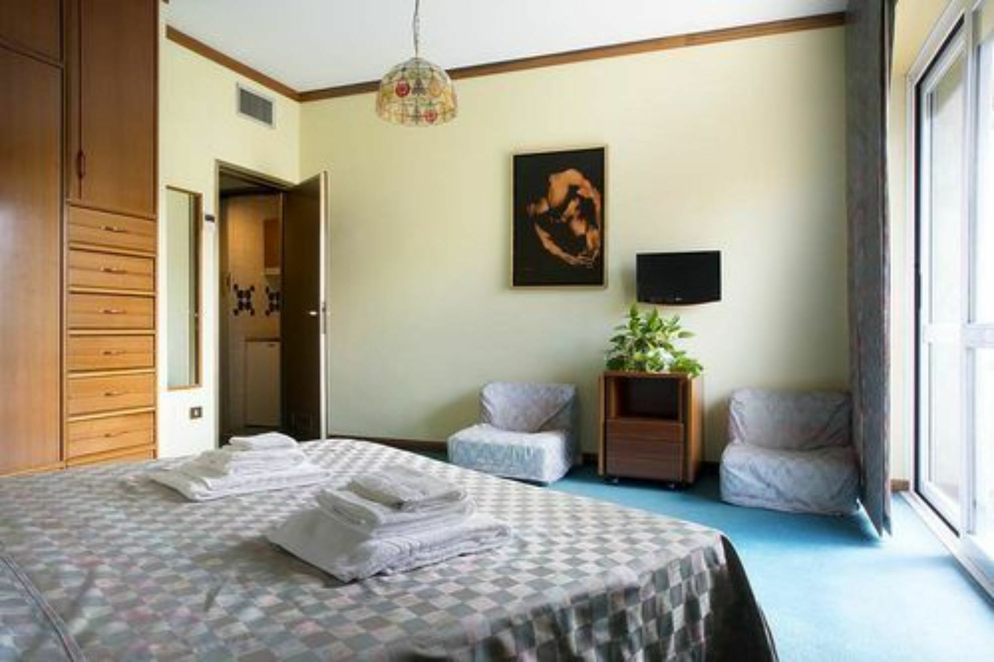 Residence Loreto Milano Ngoại thất bức ảnh